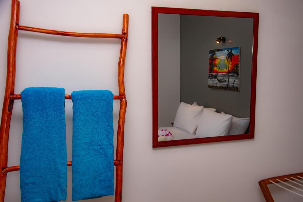 Little Pompeji Boutique Hotel - Adults Only Jambiani  Buitenkant foto